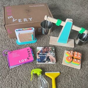 Lovevery The enthusiast Playkit (28,29,30m)